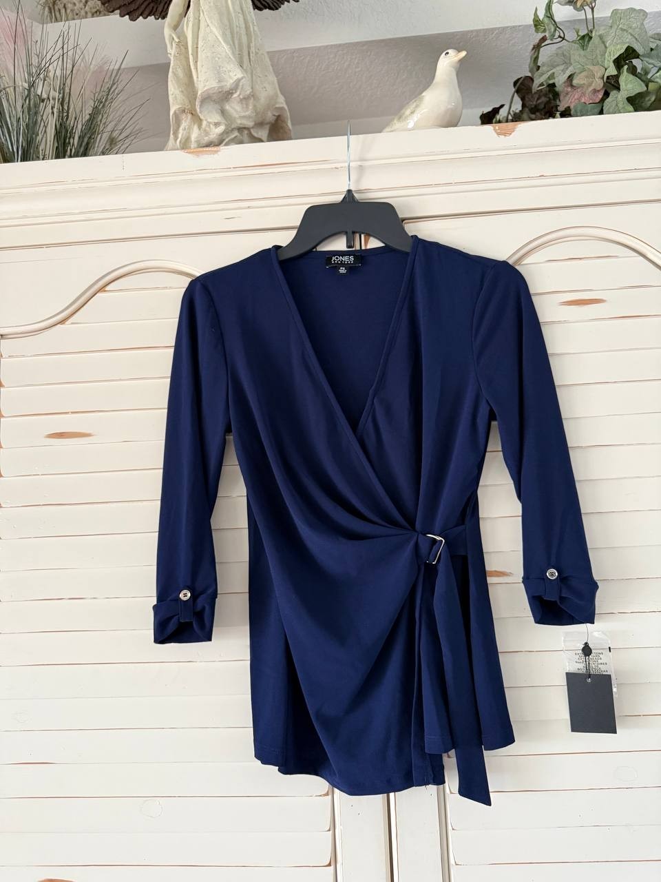 Jones New York Petite Top – Size PS – NWT – Black V-Neck Wrap Style 3/4 Sleeve