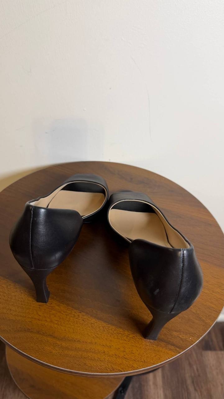 Giani Bernini Valorr Pumps 8M Black Leather Peep Toe d’Orsay NIB msrp$89.50