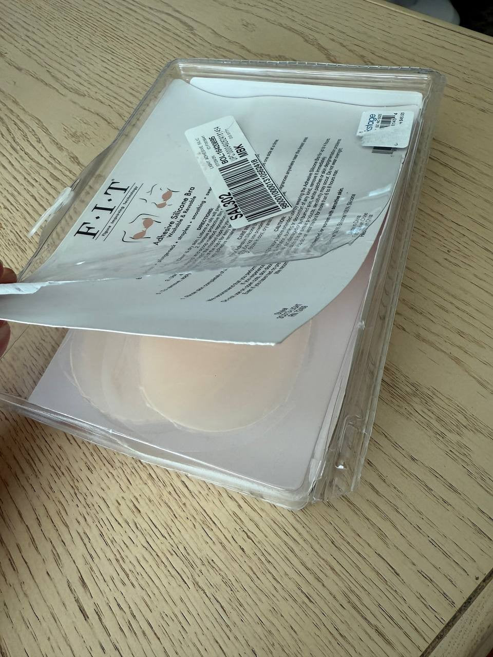 F.I.T Adhesive Silicone Bra – Strapless Backless Push Up Invisible Bra D Cup