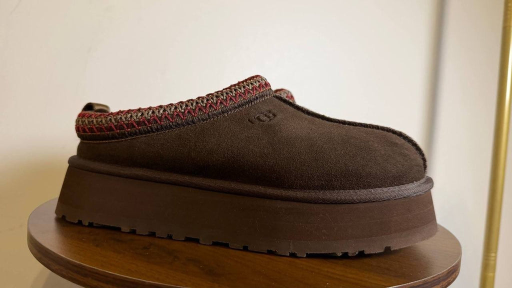 UGG Dusted Cocoa Suede Clogs 8M NIB MSRP $248