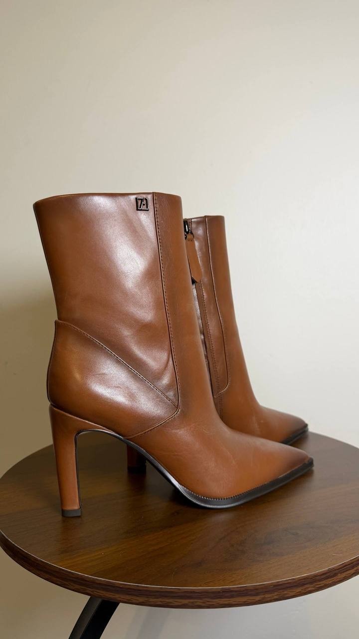 Franco Sarto Toe Dress Booties – Tobacco – Size 5M – MSRP $215
