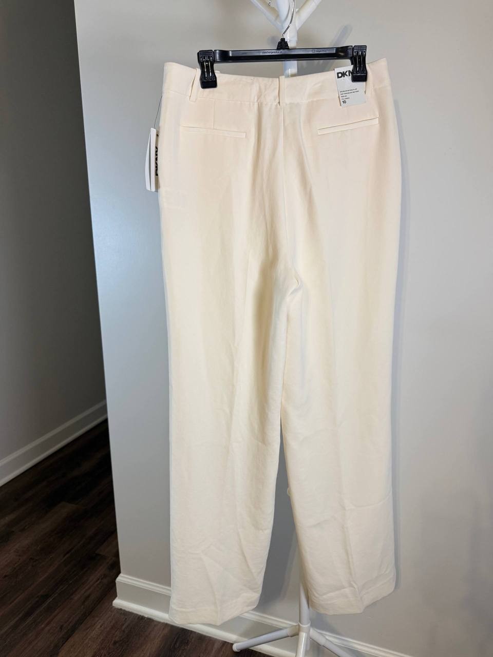 DKNY Pleated Straight‑Leg Cuffed Cropped Pants – Size 10 – NWT – MSRP$99