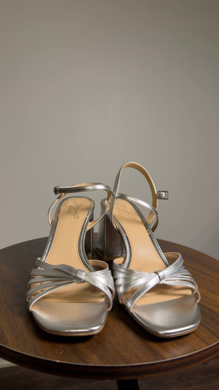 Jewel  Badgley  Mischka  Dress  Sandals  Silver  7.5  New  $119