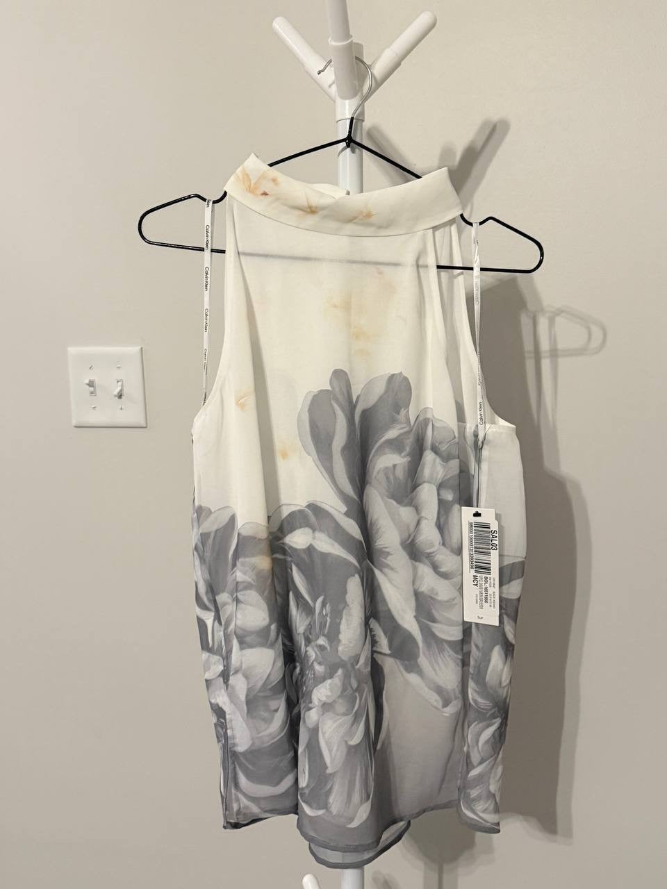 Calvin Klein Sleeveless Floral Blouse – Size L – White/Gray – NWT – $69
