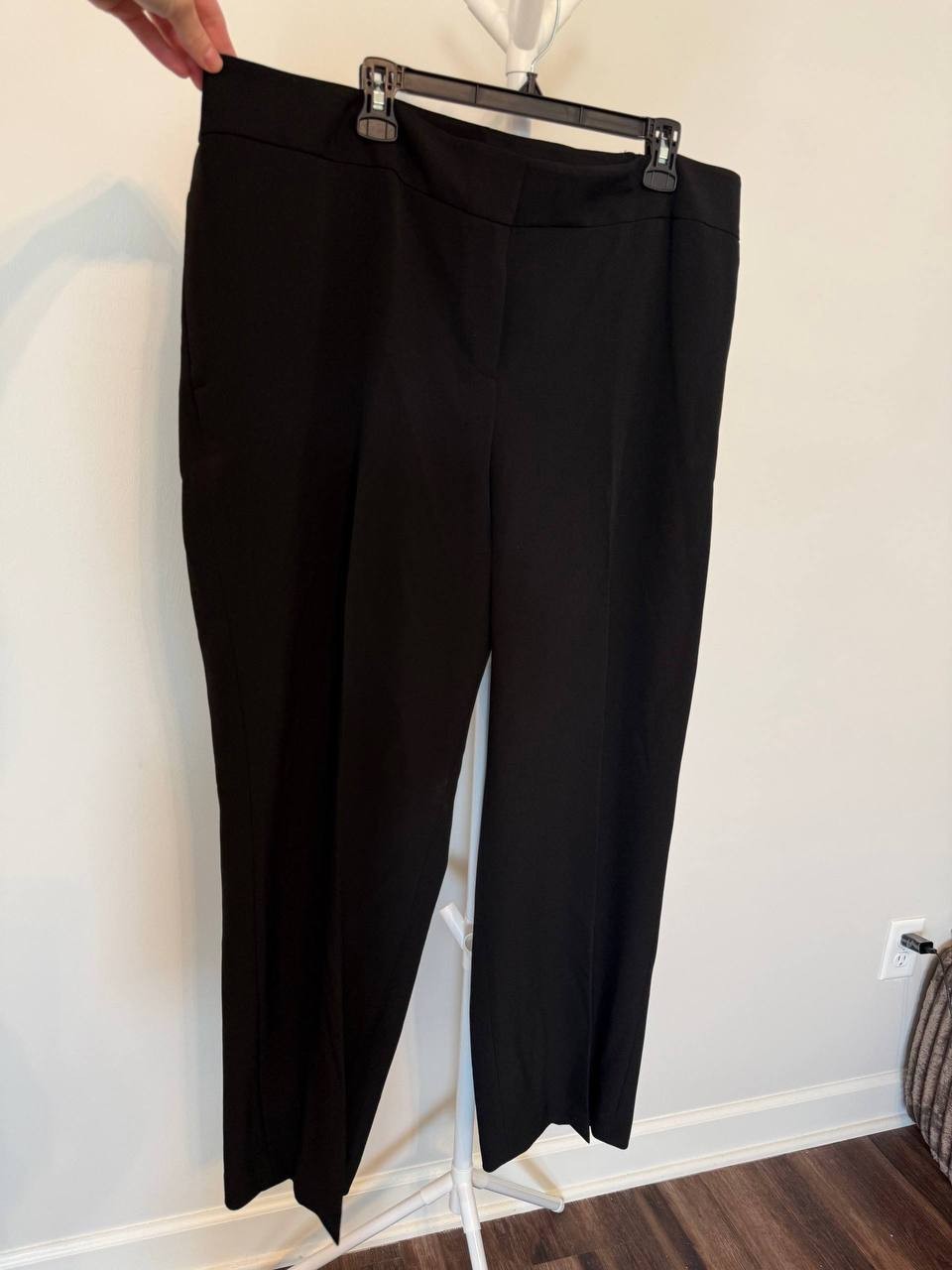 Kasper Stretch Crepe Wide‑Leg Trouser – Size 20 – NWT – $99