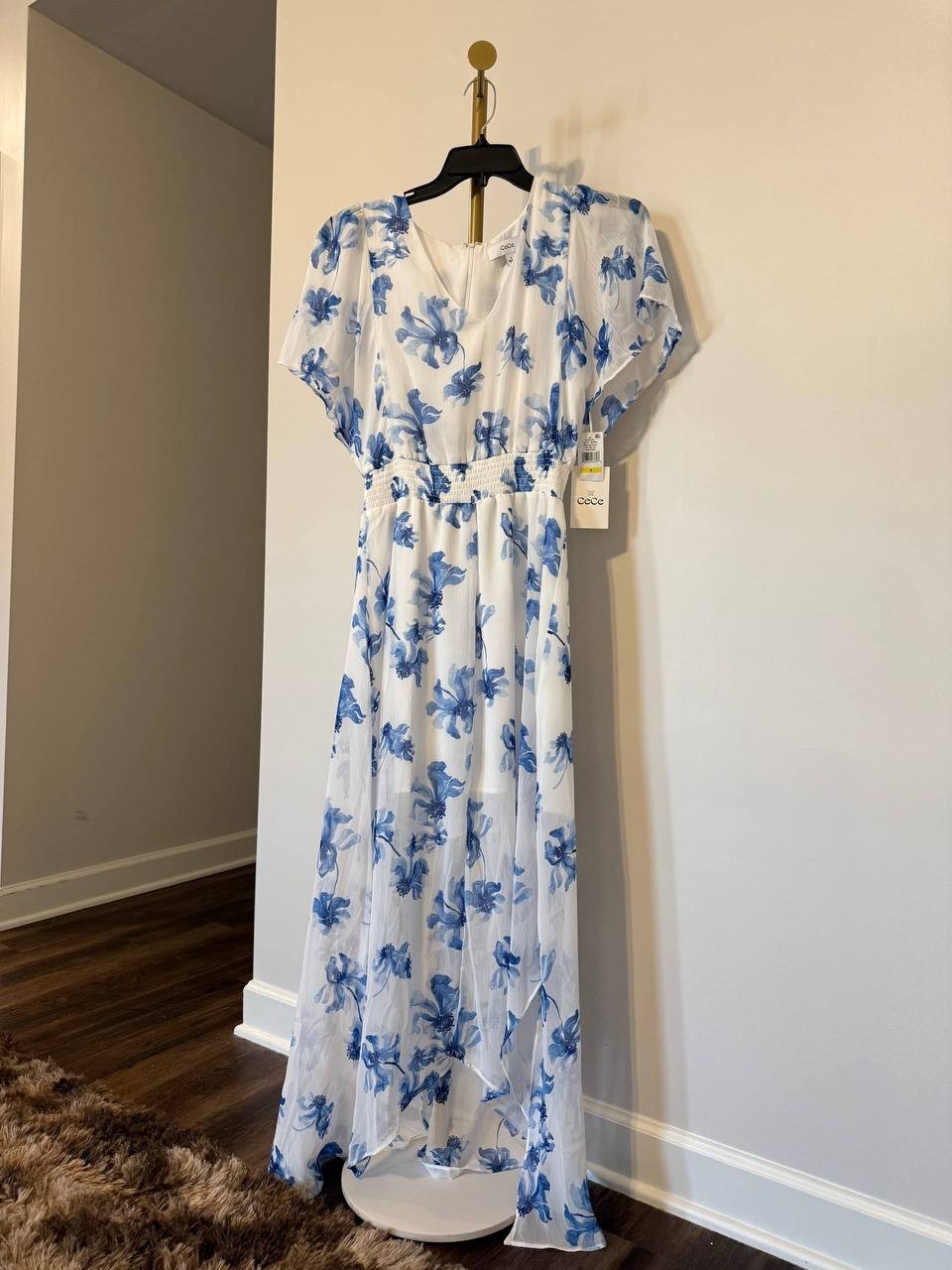 CeCe White Blue Floral Smocked‑Waist Maxi Dress M NWT Feminine Flowy $99