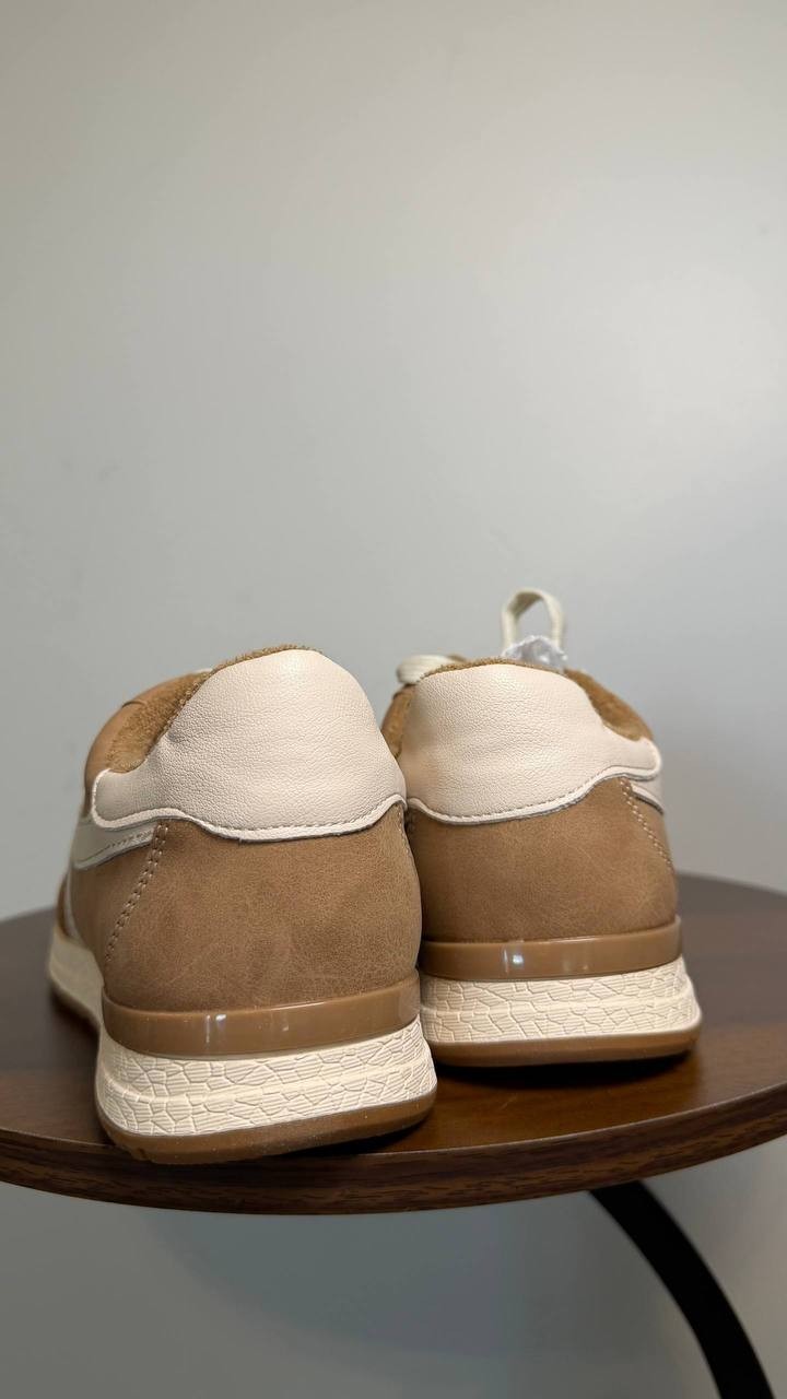 DV Dolce Vita Joque Sneakers 7.5 Camel Smooth Retro Memory Foam NIB msrp$69