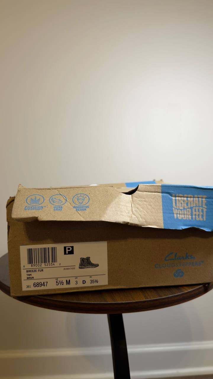 Clarks  Booties  Tan  5.5M  New  $105