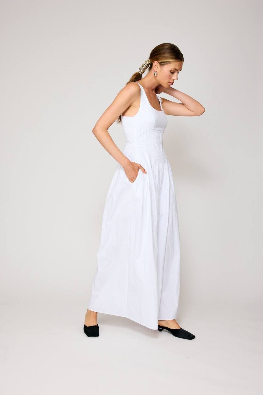 Line &amp; Dot Abbott Pleated Jumpsuit White Size M - Sleeveless, Wide-Leg