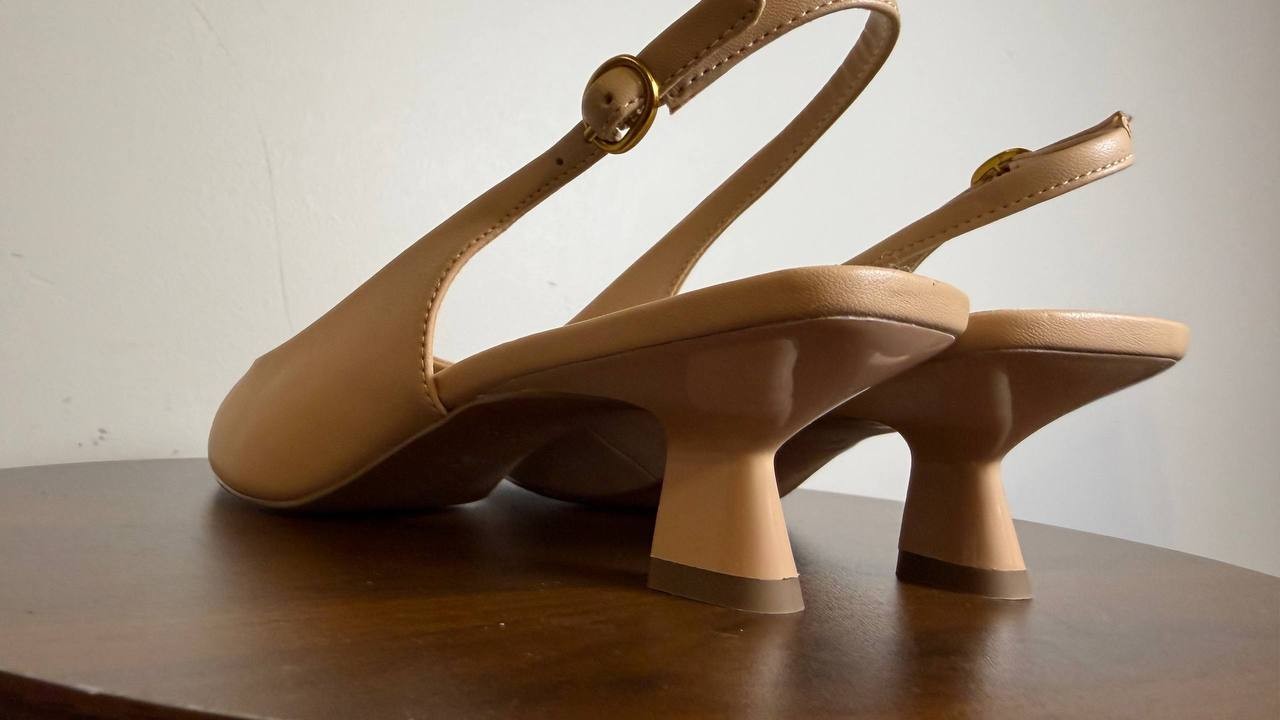 Franco Sarto Nude Slingback Pumps 8M NIB MSRP $115