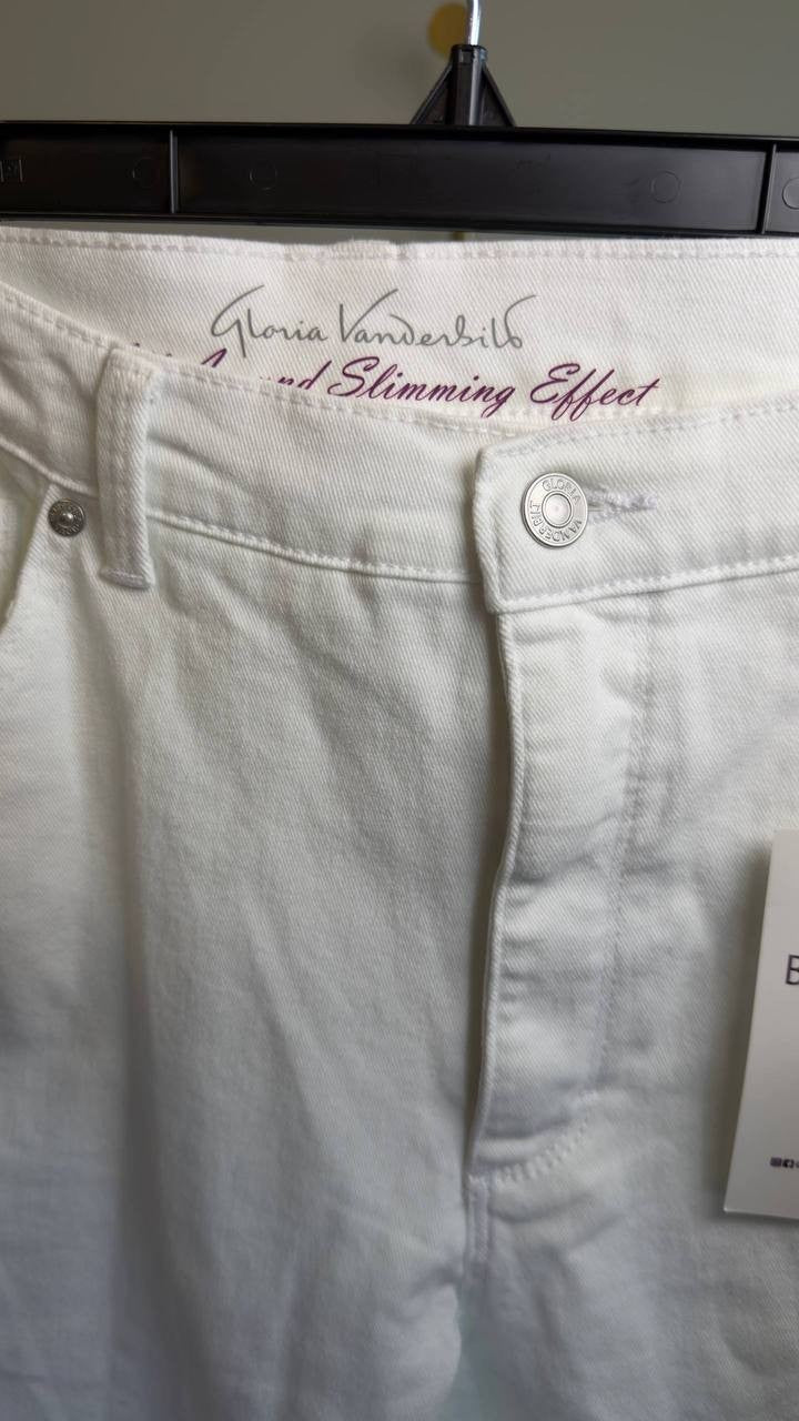 Gloria Vanderbilt Amanda Capri Slit Jeans Vintage White 16 NWT $52