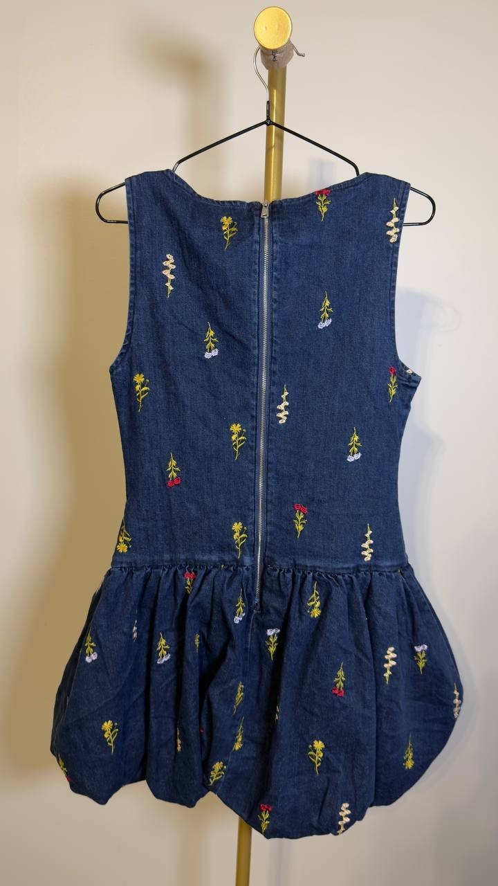 Avec Les Filles Embroidered Bubble Hem Denim Dress Monarch Botanical 8 NWT $138