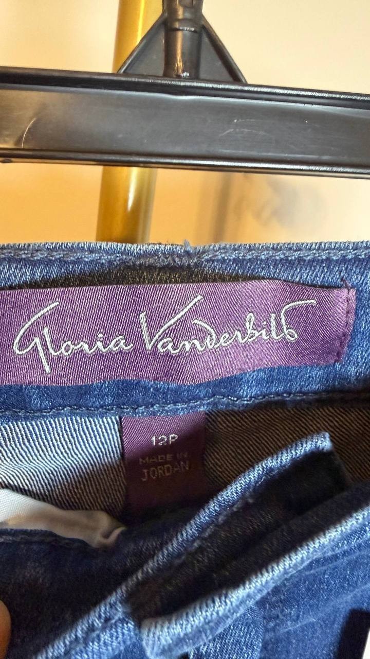 Gloria Vanderbilt Amanda Classic Straight Jeans Frisco 12P NWT $48