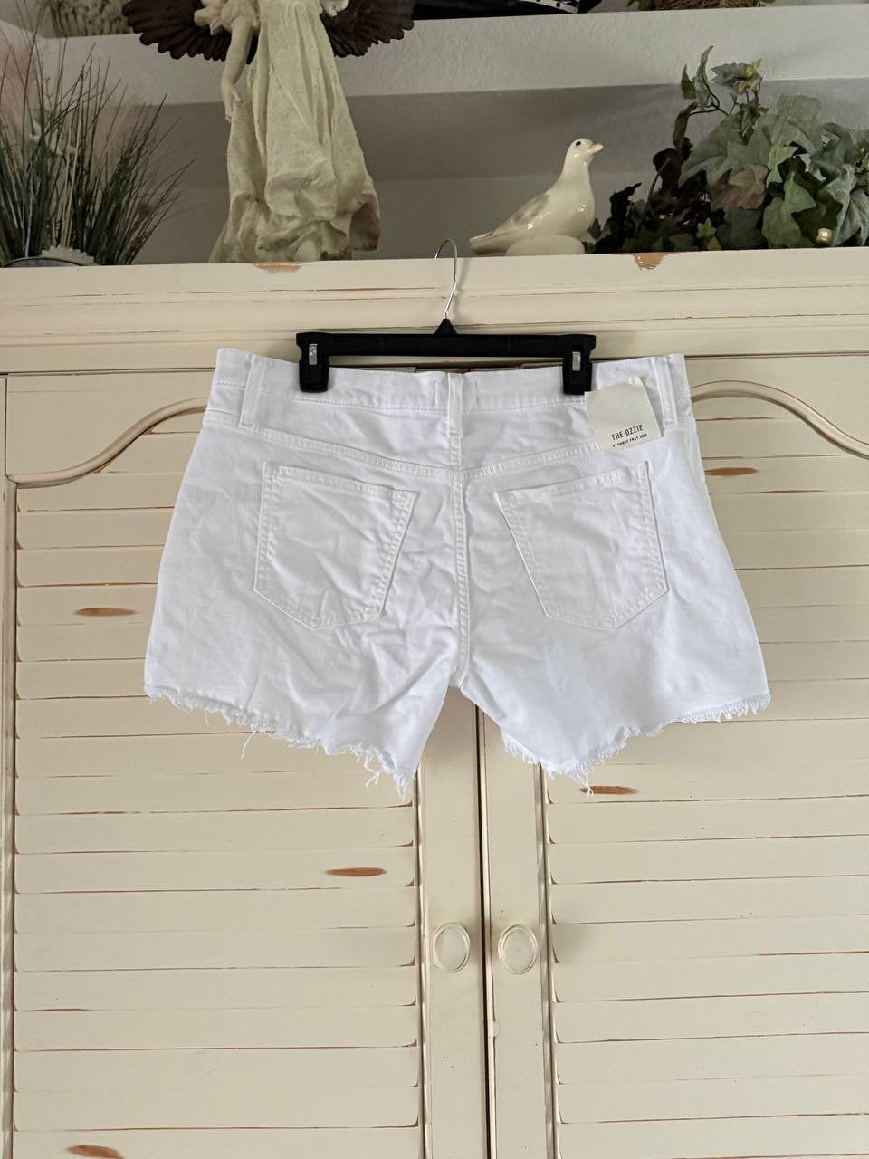 Joe's Jeans Ozzie Cutoff Shorts 5-Pocket White Size 33 Mid-Rise Denim NWT