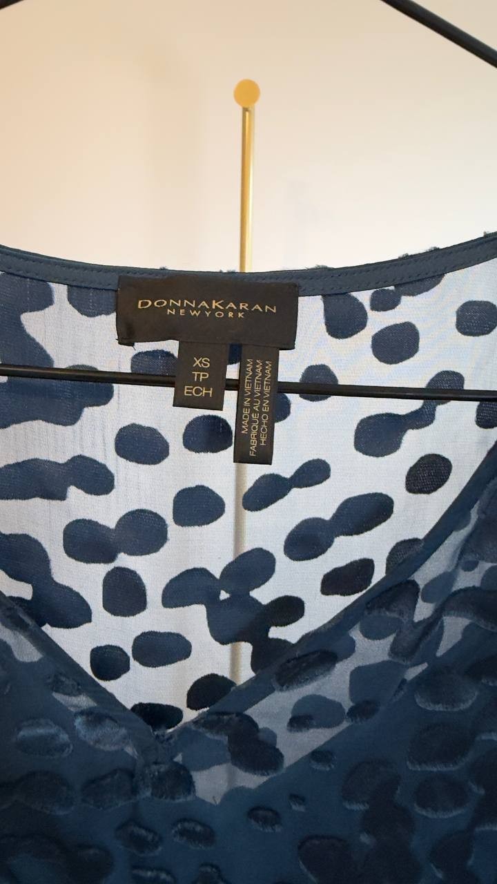 Donna Karan New York Cap‑Sleeve Silk‑Blend Burnout Blouse XS Blue NWT $129