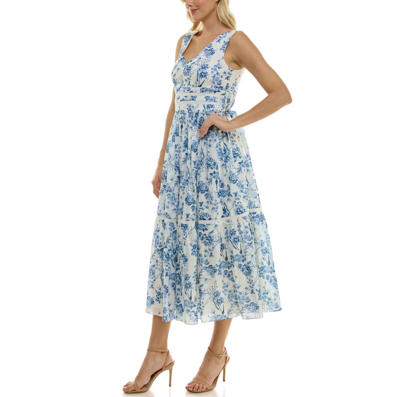 Taylor Women’s V‑Neck Floral Fit & Flare Dress Blue/White Size 12 NWOT $139