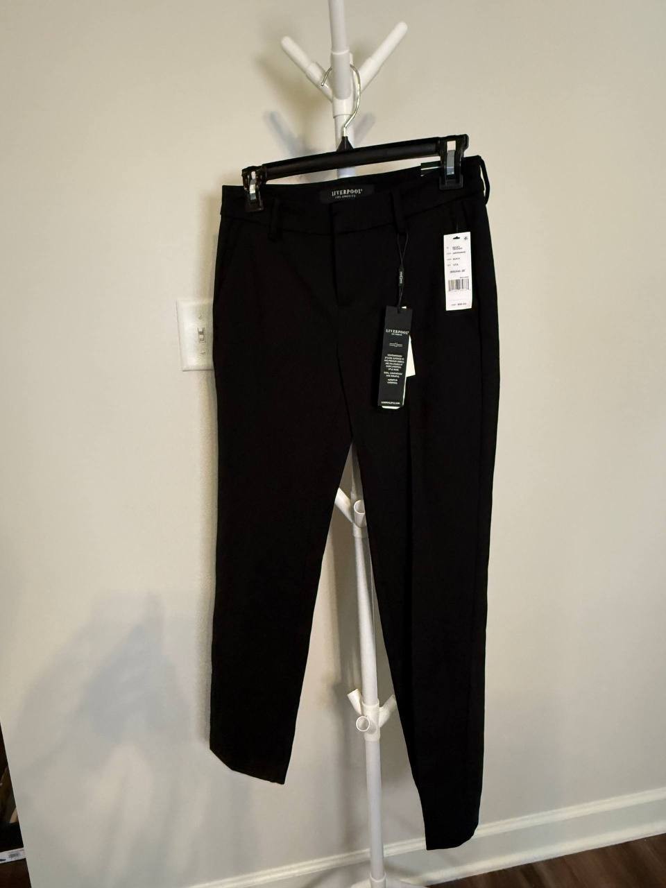 Liverpool Kelsey Trouser – Size 0/25 – NWT – Black – $98