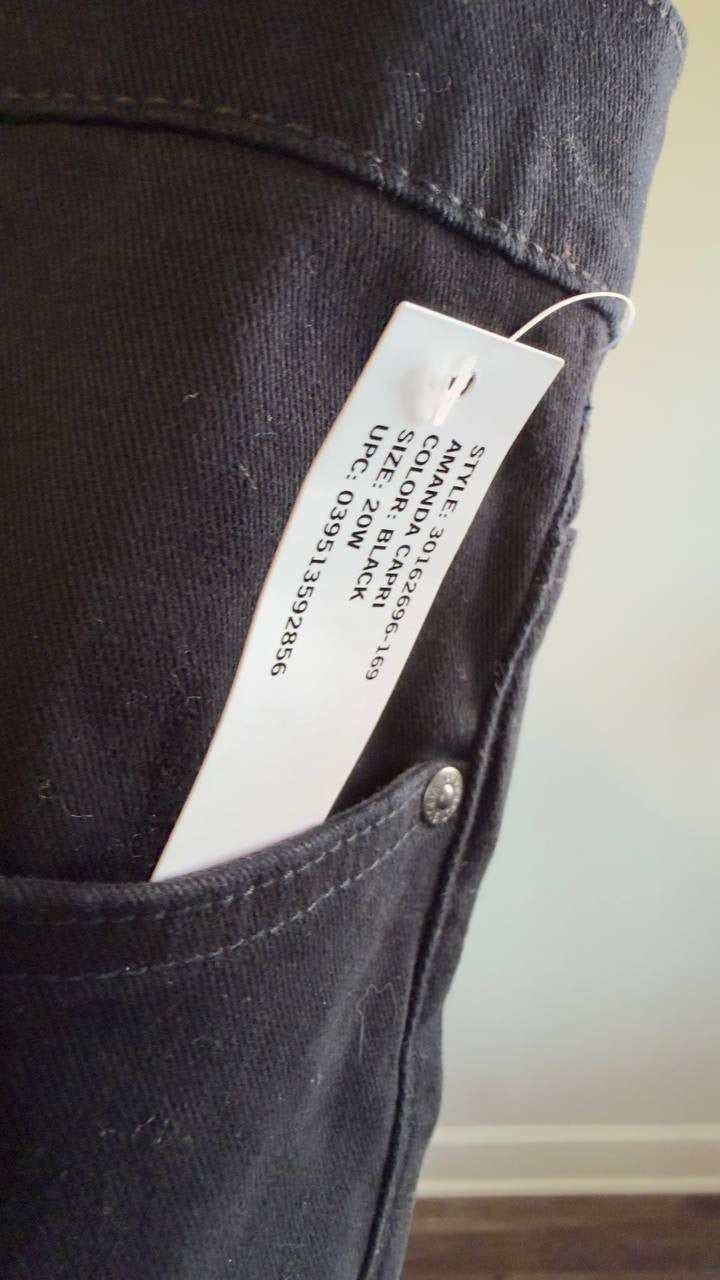 Gloria Vanderbilt Amanda Capri Pants Plus Size 20W Black NWT $50
