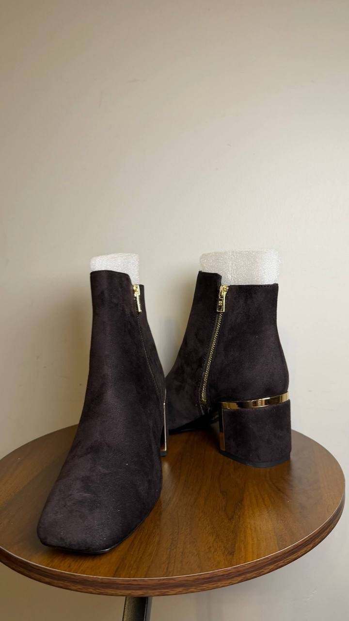 DKNY Kylah Block Heel Booties Brown Suede Women’s 7.5 NWB Square Toe $159