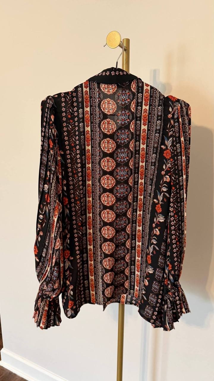 T Tahari Floral Striped Blouse S/P NWOT Petite Round Neck Short Sleeve msrp$88
