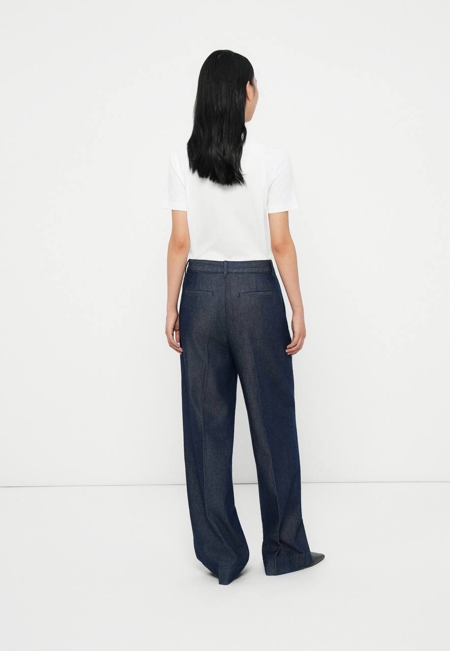 Calvin Klein Ultra High Relaxed Fit Jeans Dark Blue Denim 26Wr NWT $119