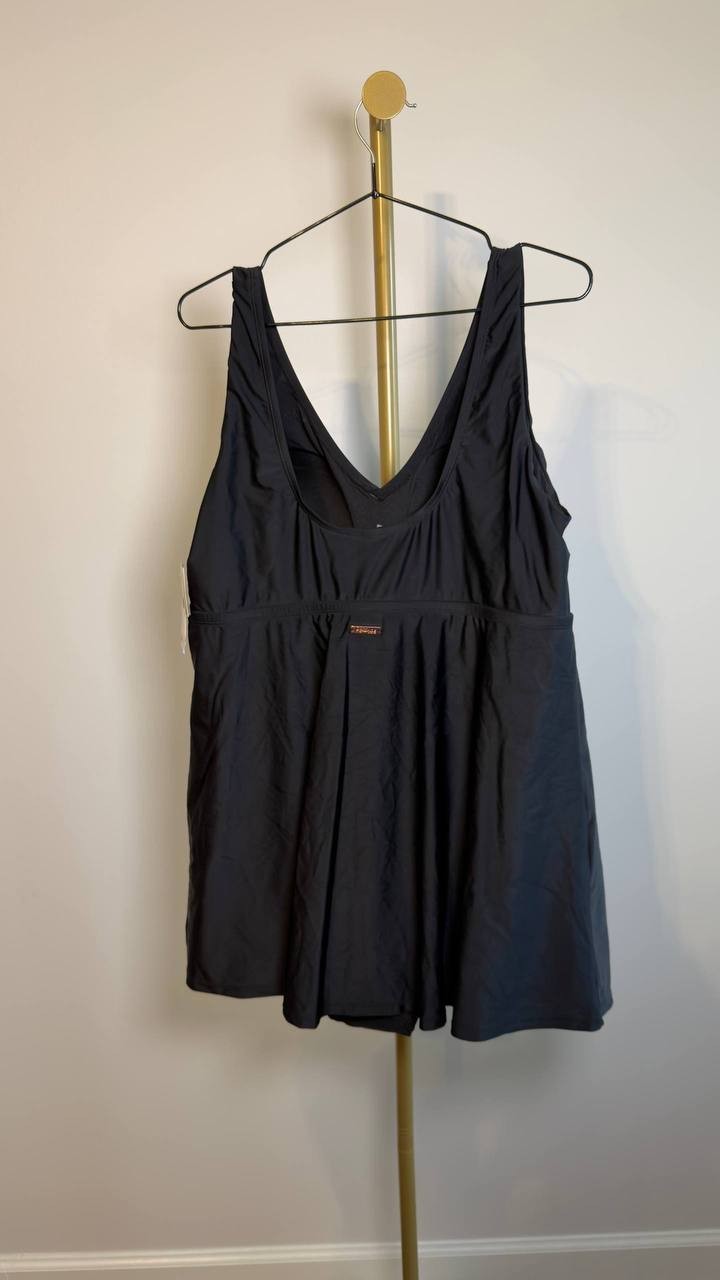 Raisins Curve Lucia Twist‑Front Swimdress Black 20W NWT $106