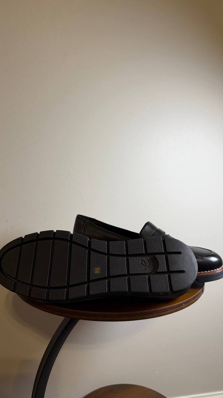 Easy Spirit Velia Loafers 11W Black Leather Slip‑On Comfort NIB msrp$89