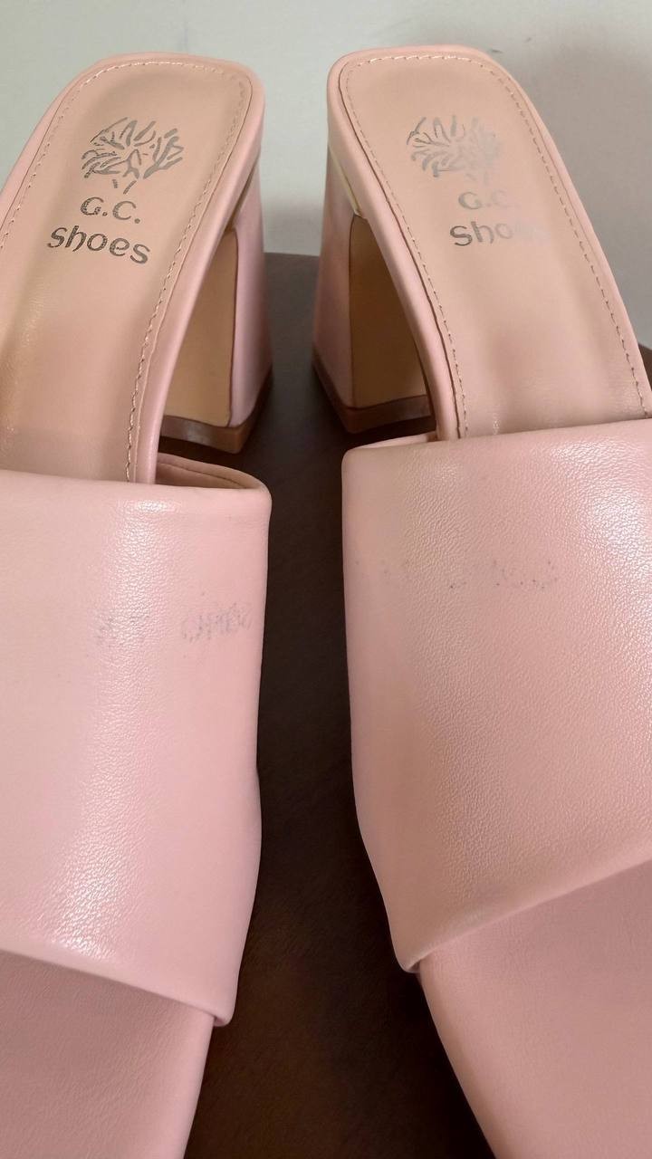 G.C. Shoes Soho Sandals 7.5 Nude Vegan Leather NIB [minor flaw] msrp$59.99