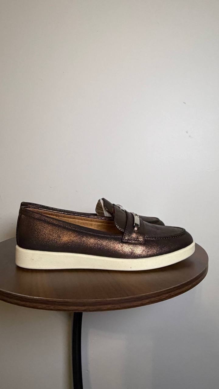 Naturalizer Dark Bronze Faux Leather Loafers 6.5W NIB MSRP $115
