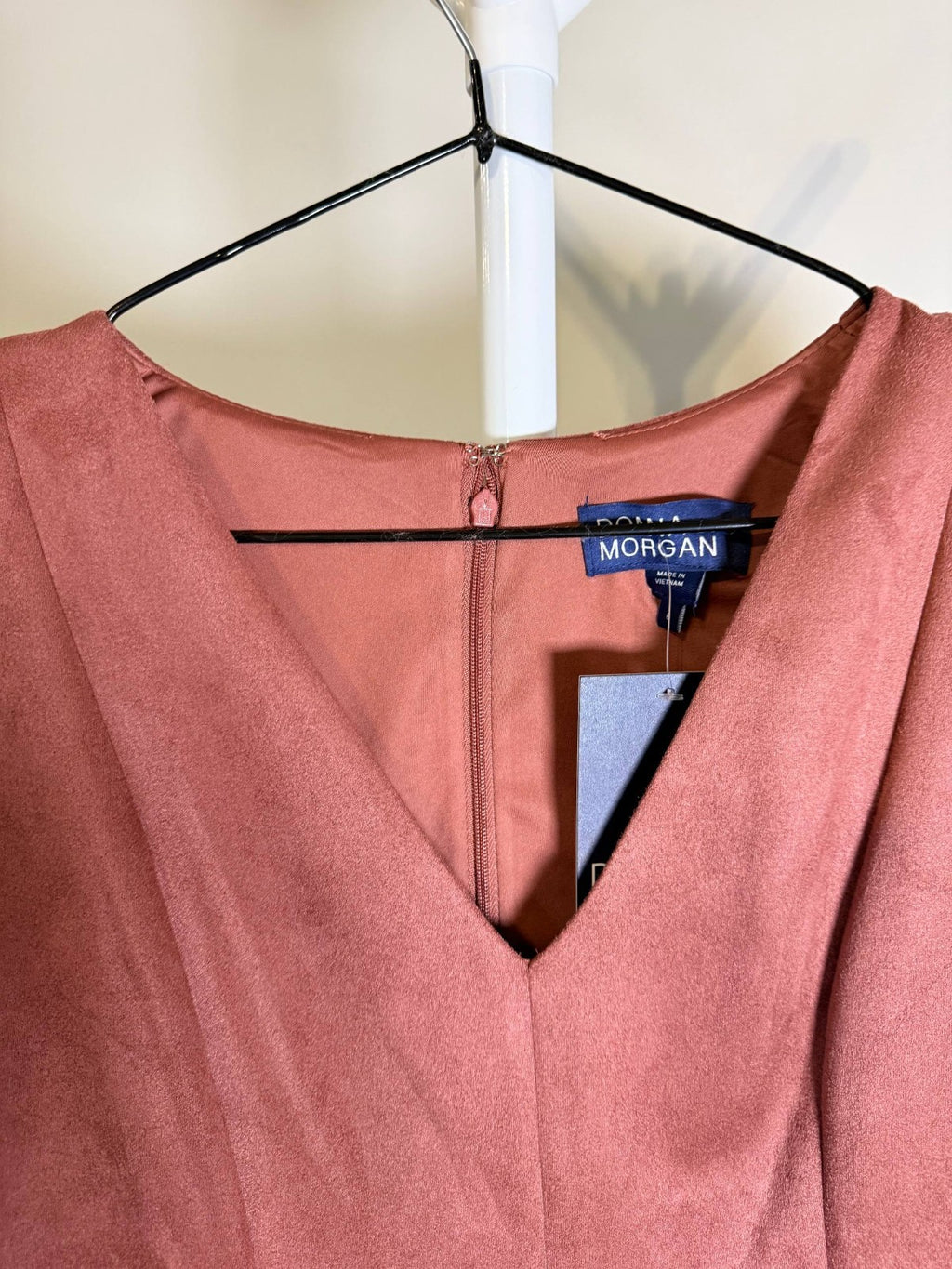 Donna Morgan Women’s V‑Neck Mini Dress – Pink – NWT – MSRP $138 – Sizes 0–16