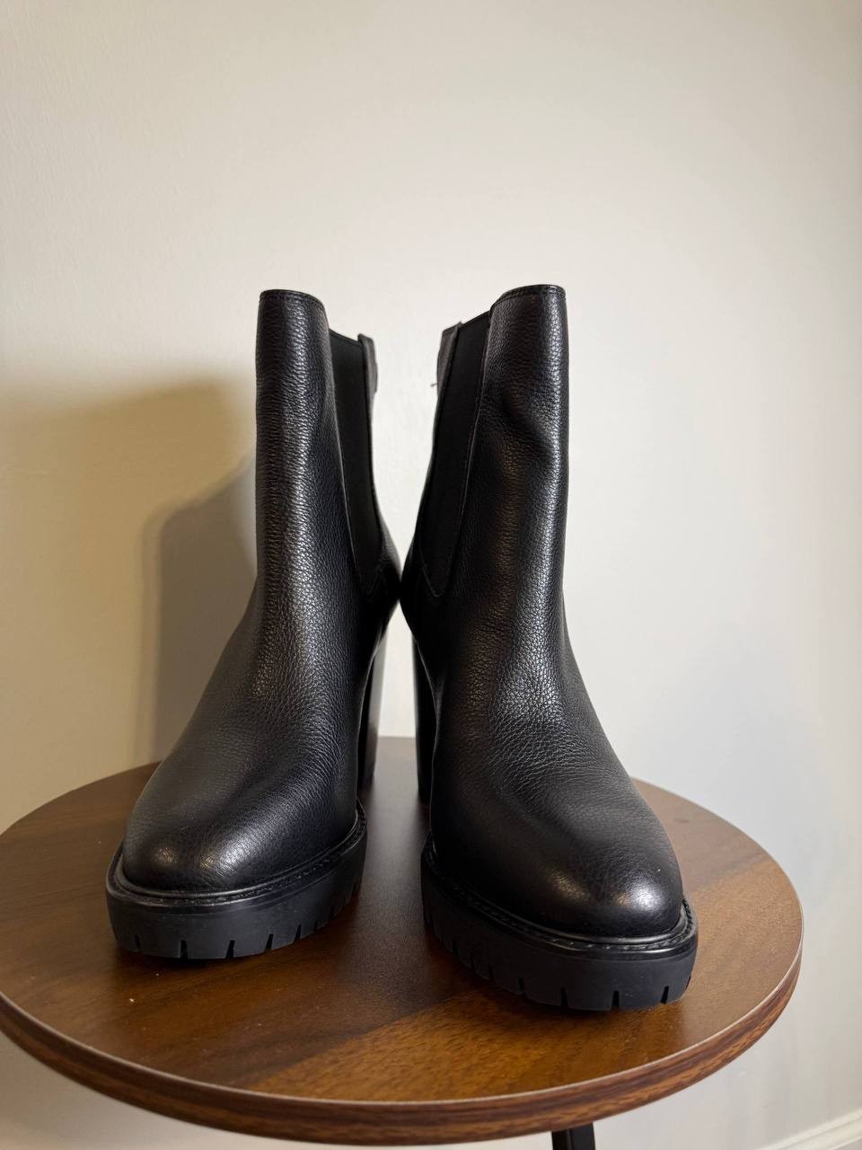 Lauren Ralph Lauren Layne Pebbled Leather Bootie – Black – Size 10B – New in Box