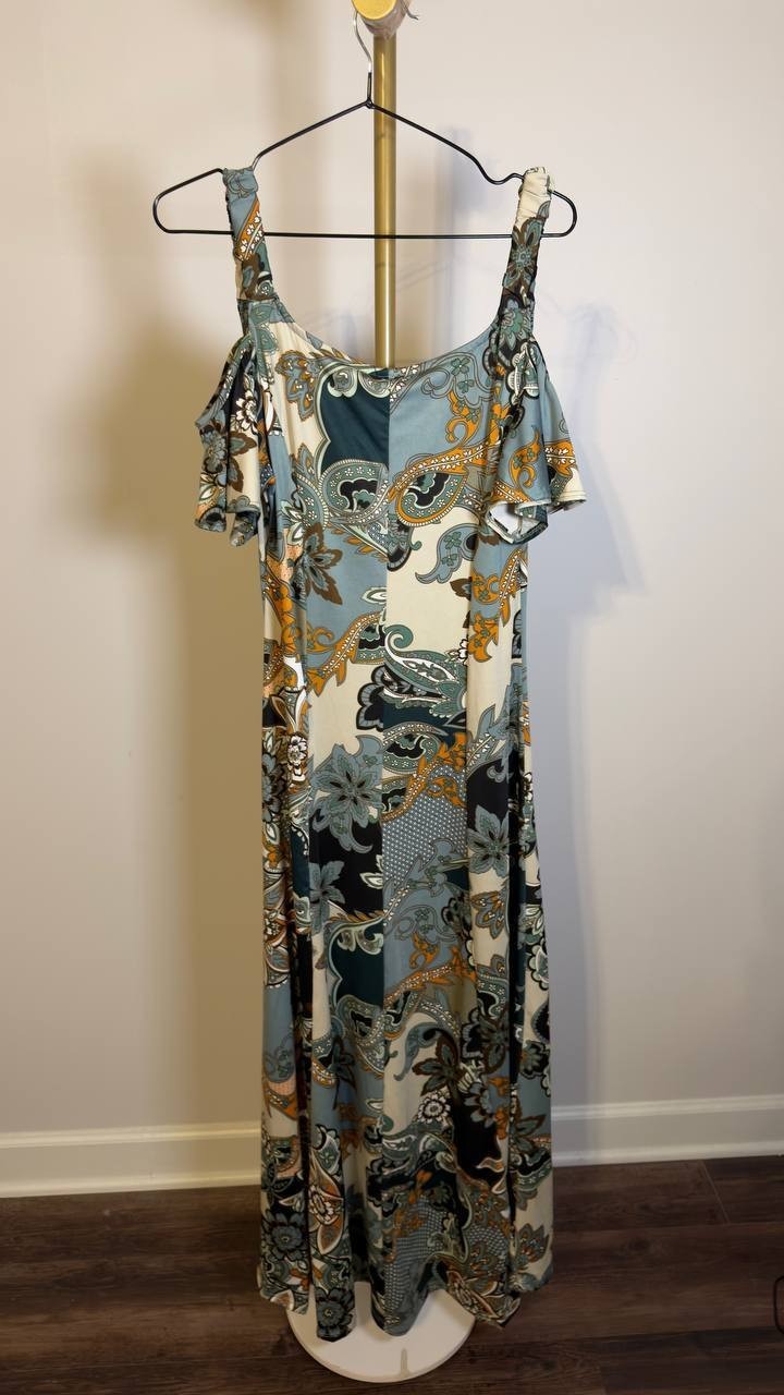 24Seven Comfort Apparel Cold Shoulder Maxi Dress Paisley Print L NWT $73