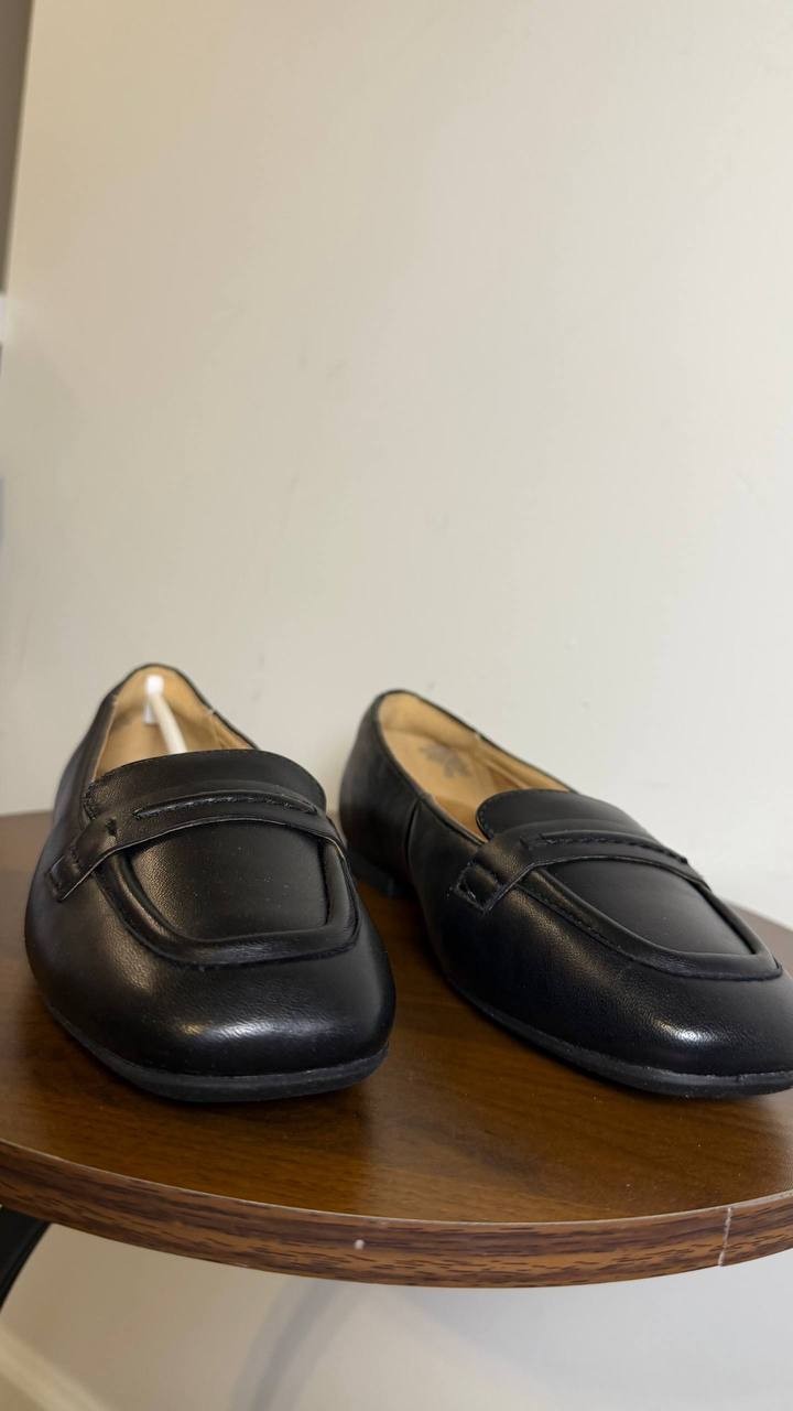 Easy Spirit Women’s Slip-On Loafers 6M Black Leather – New in Box MSRP $99