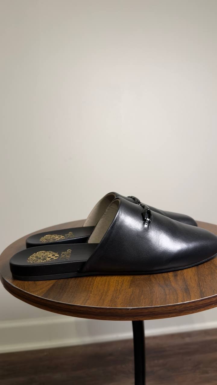 Vince Camuto  Slides  Black  7M  New  $99