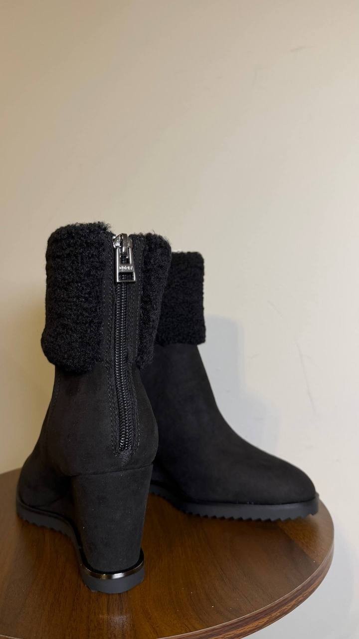 DKNY Black Synthetic Wedge Booties 8M New in Box MSRP $99