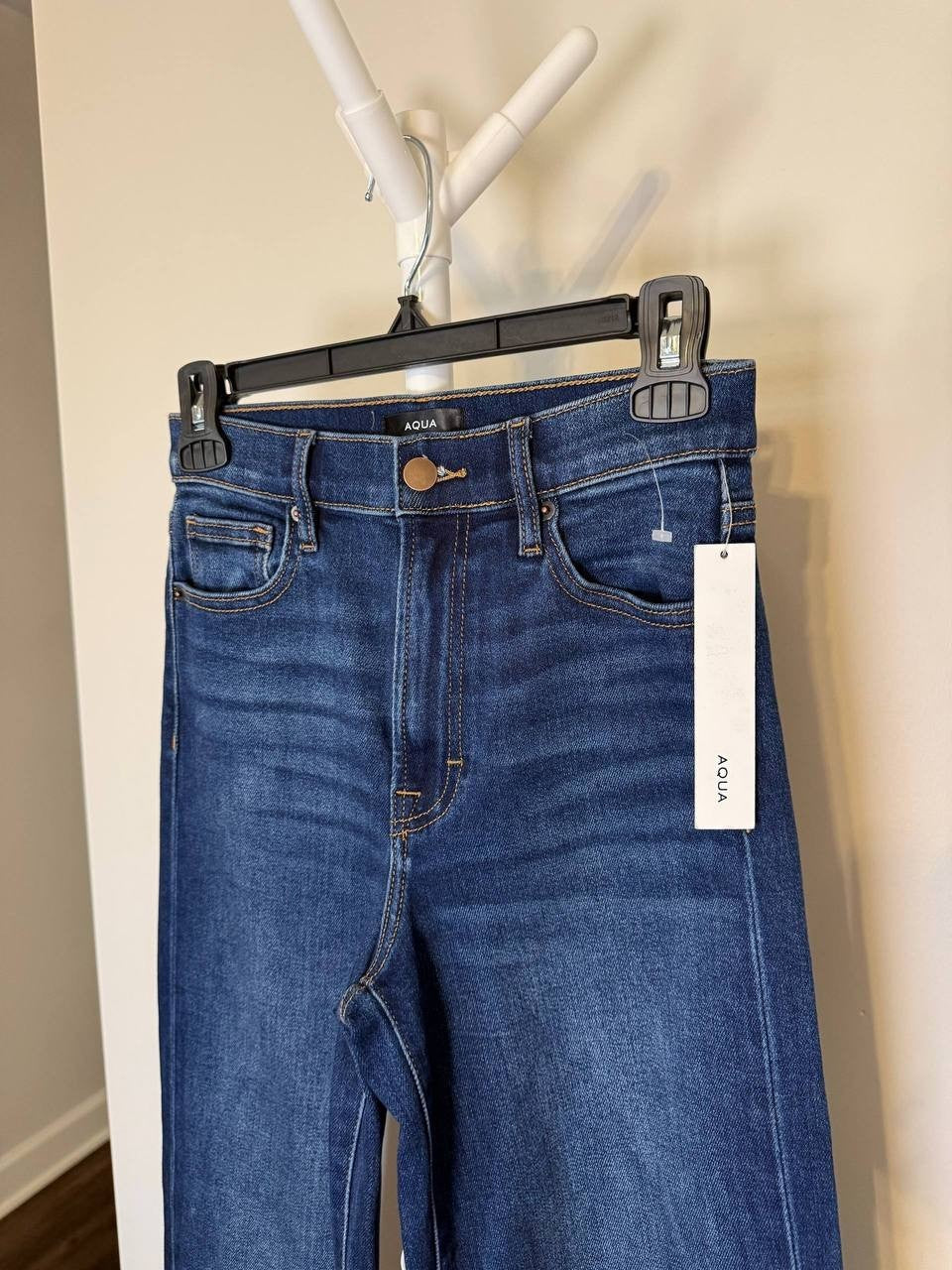 AQUA Dad High‑Rise Wide‑Leg Jeans – Dark Wash – Size 24 – NWT