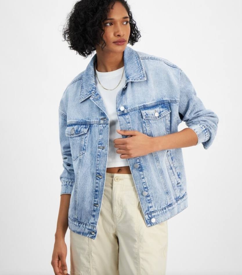 Tinseltown Juniors Oversized Denim Trucker Jacket, Light Wash, Size L, NWT