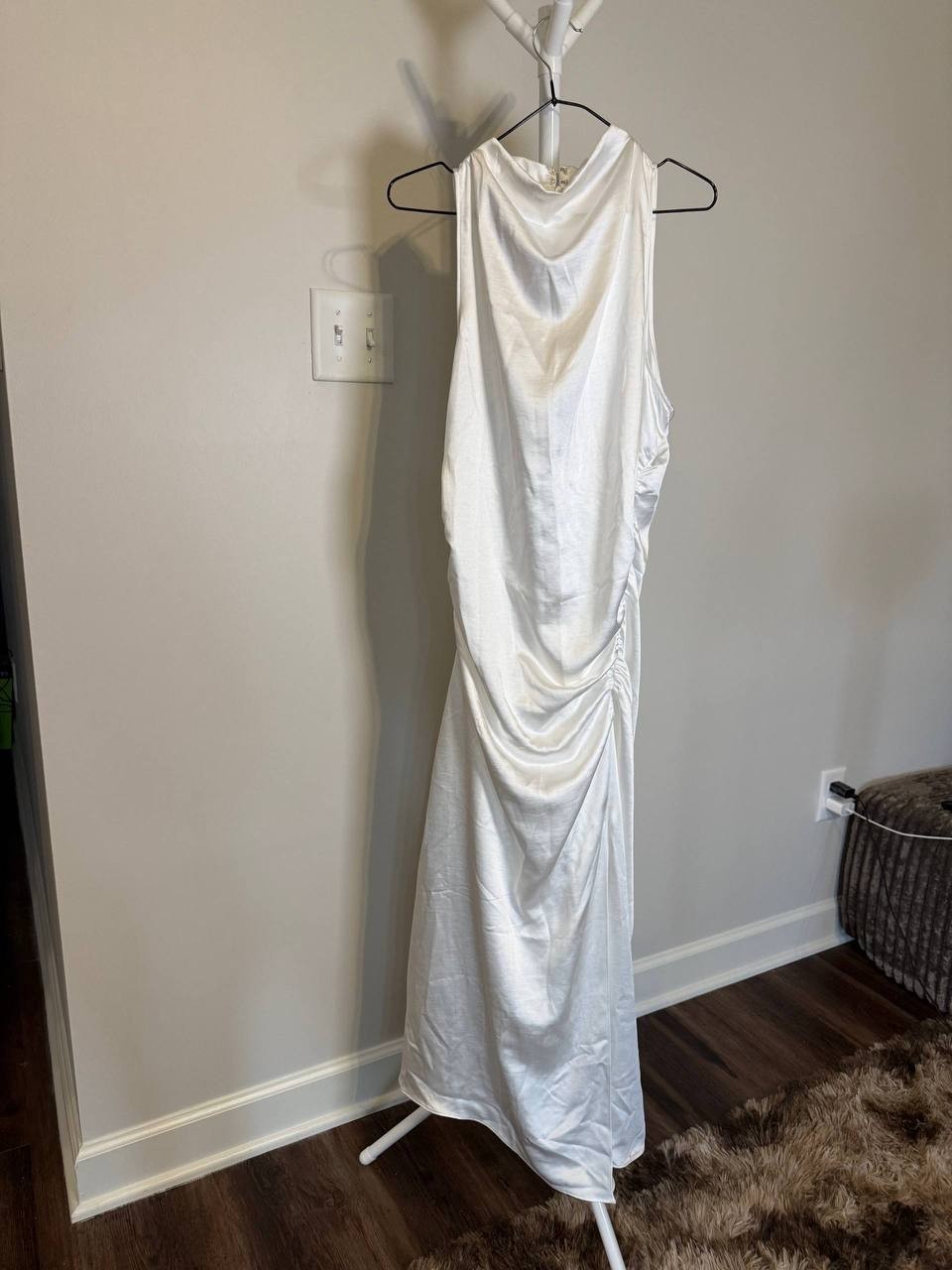ivy + Blu Mock‑Neck Jersey Sheath Dress – White– 14 – NWT,