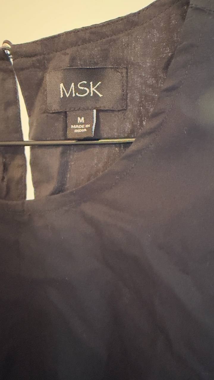 MSK Sleeveless Shift Dress Crew Neck Keyhole Back Black M NWT $69