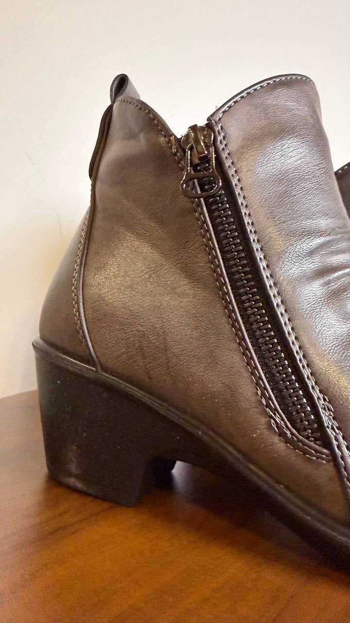 Easy Street Jeanie Boots 6W Grey Ankle Zip Pleated Comfort NIB msrp$70