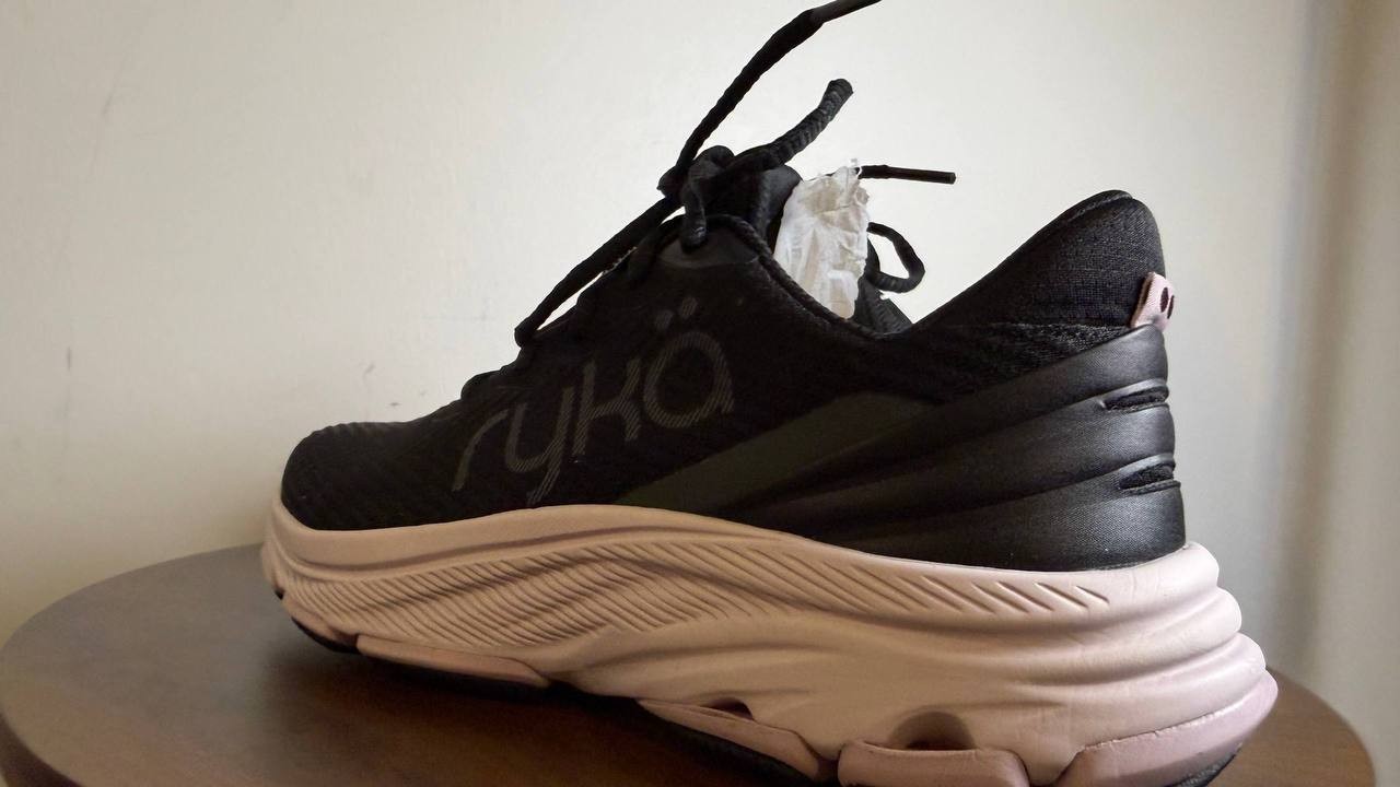 Ryka Black Mesh Fabric Trainers 6M NIB MSRP $109.99