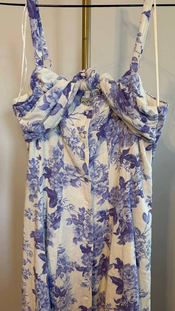 Taylor Women’s Floral Print Tie Bodice Flare Dress Size10NWOT two buttons missed