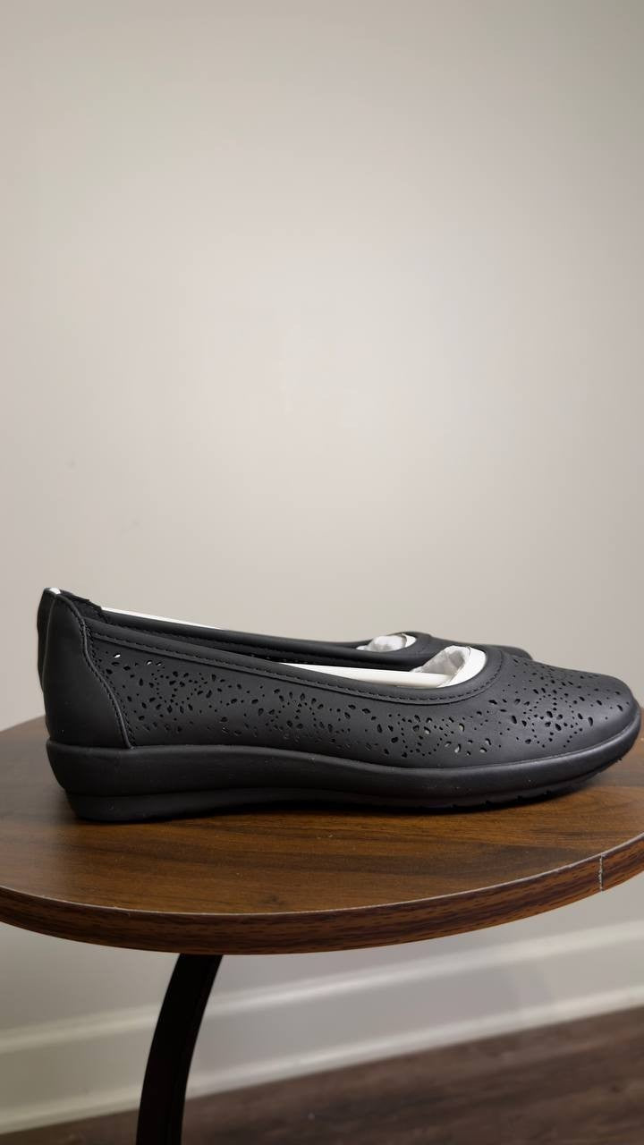 Easy  Spirit  Ballet  Flats  Black  5M  New  $69