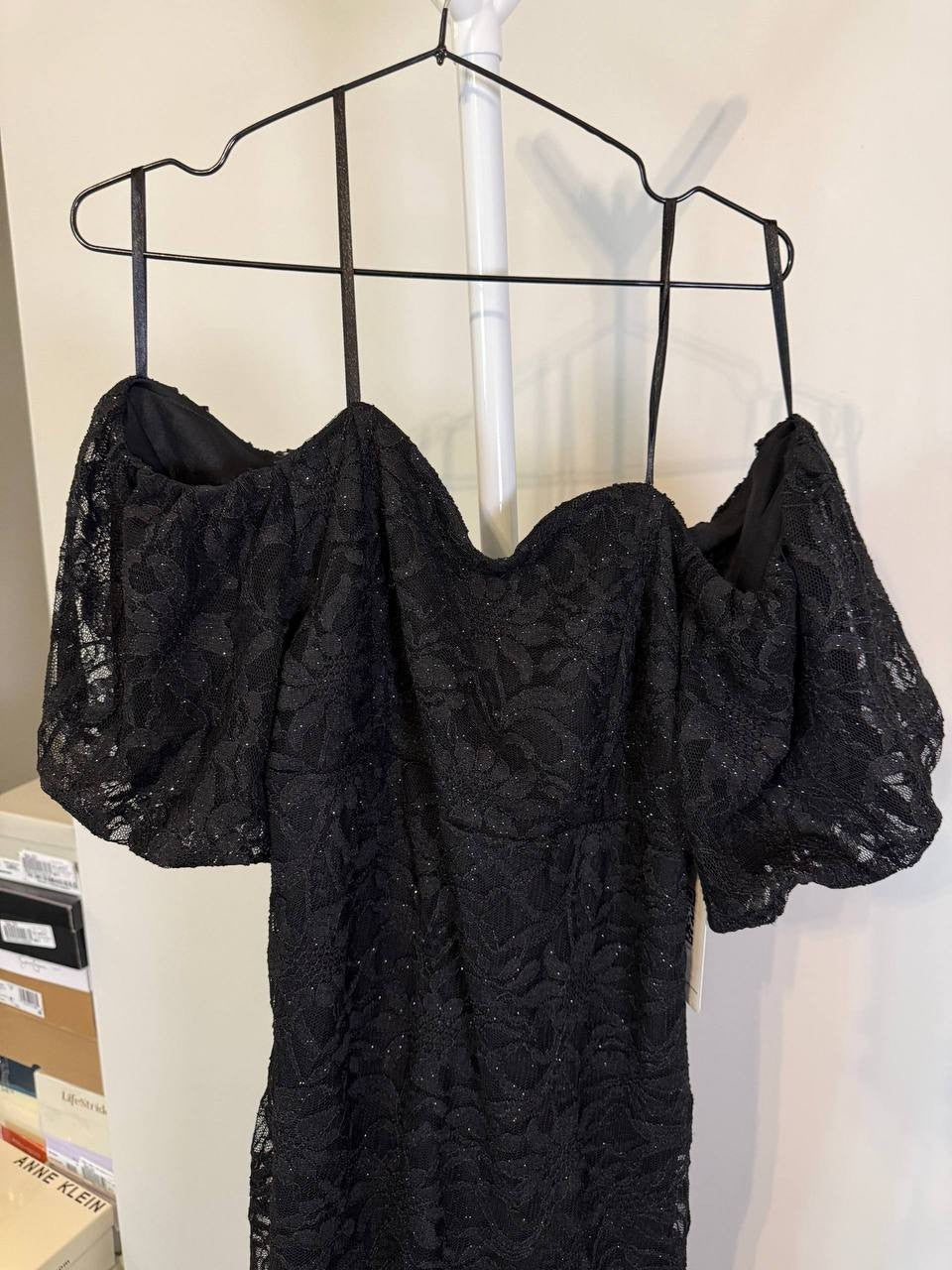 Emerald Sundae Plus‑Size Off‑the‑Shoulder Lace Gown – Black– Size 14 – NWOT