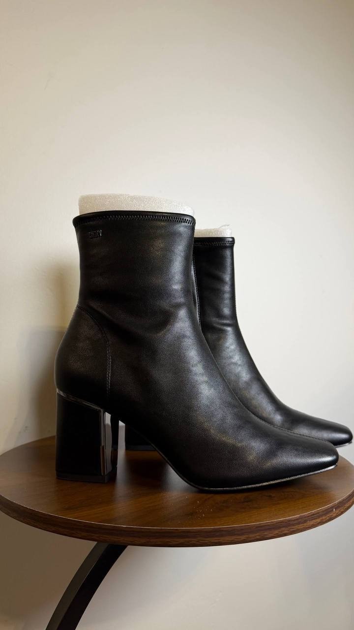 DKNY Black Stretch Booties 8M New in Box MSRP $99