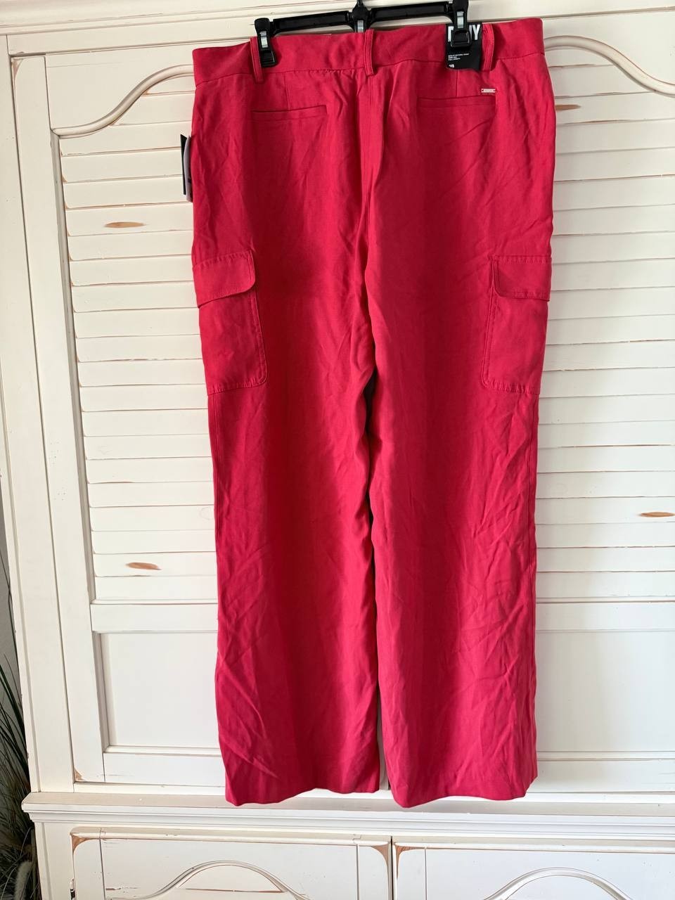 DKNY Sangria Red Straight-Leg Side-Pocket Pants – Size 18 – NWT MSRP: $99.00