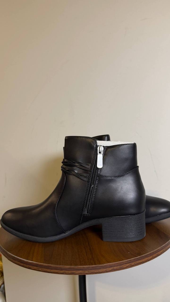 Style&Co Black Polyurethane Booties 8.5M New in Box MSRP $79.90