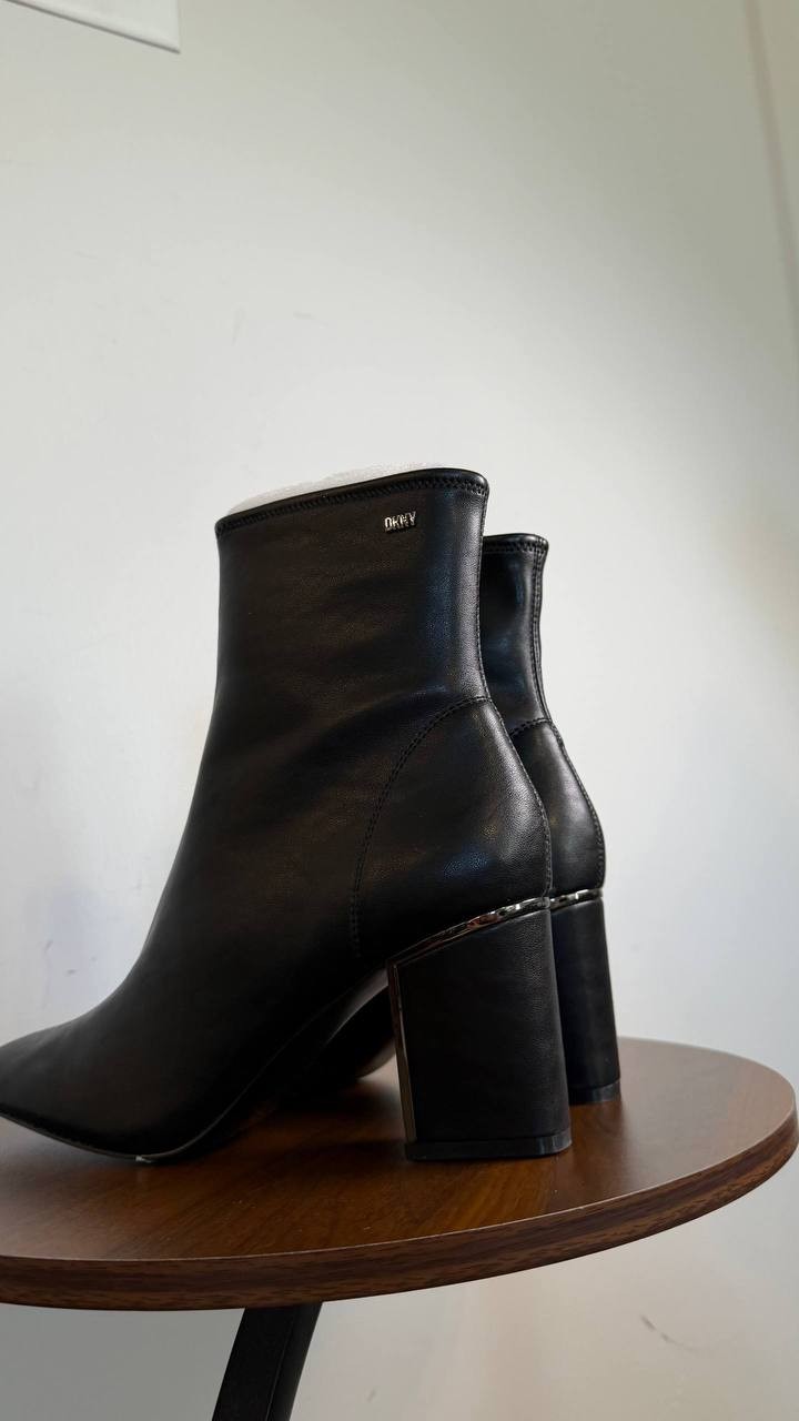 DKNY Cavale Stretch Booties Black 8M Fabric Block Heel $99 NWB