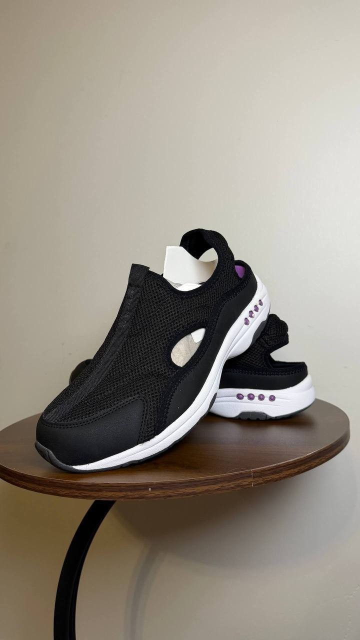 Easy Spirit Black Casual Mules 8W New in Box MSRP $79