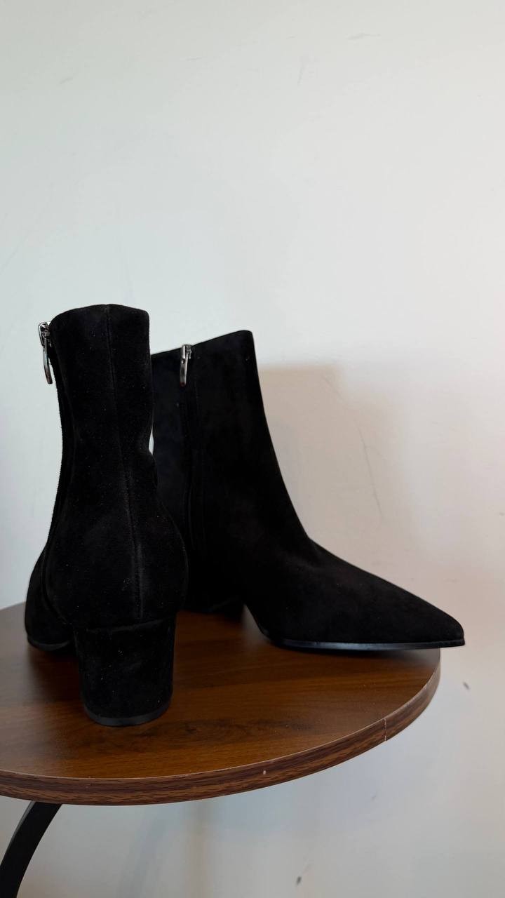Nine West Savie Women’s Block Heel Ankle Booties Black 8M Suede $169 NWB